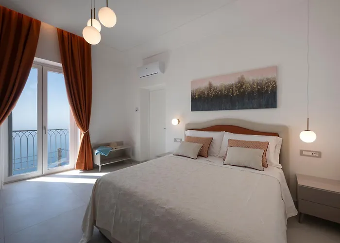 Dimora La Fenice Ambra Apartment